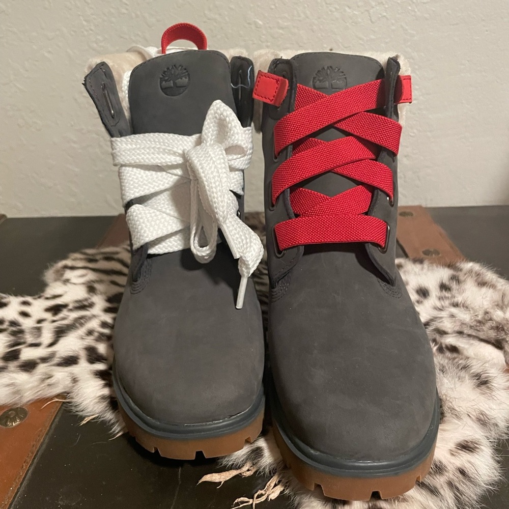 Timberland Dark Blue Winter Boots with Red and White Laces